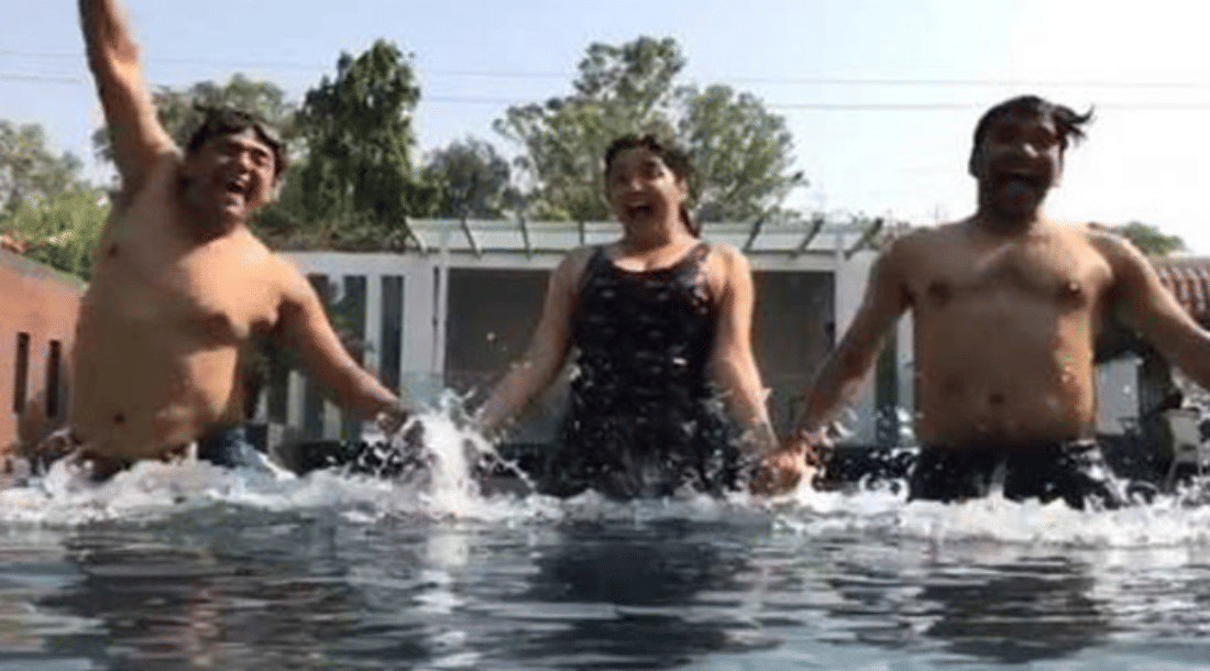 Bhojpuri actress Amrapali Dubey enjoying with Dinesh Lal Yadav Nirhua and Ravi Kishan in pool