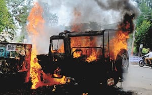 Allahabad blasts, bomb blasts on hostel evacuation