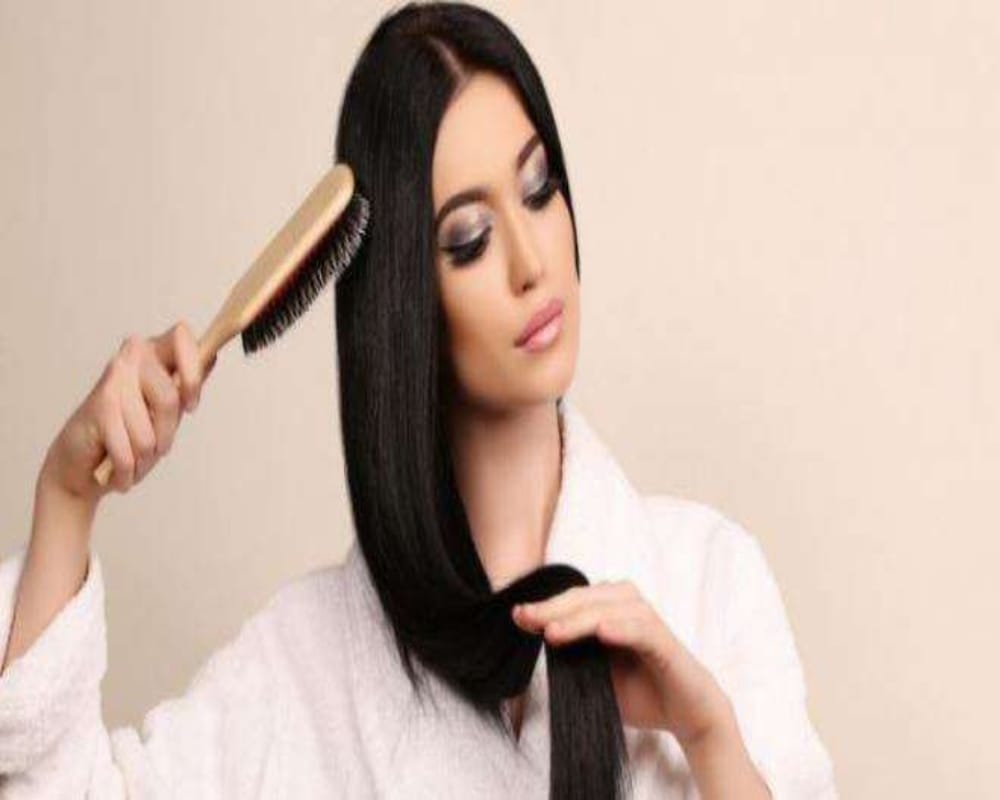 Hair Care how to comb hair in a right way in hindi