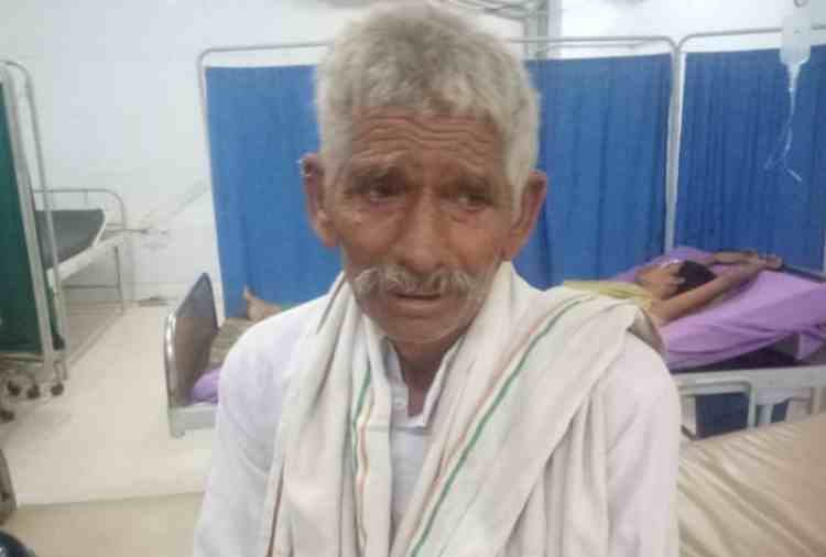 before daughter marriage, father brother and five relatives died in road accident