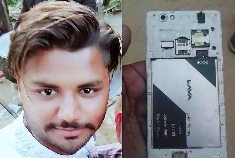 boy died after blast in mobile ear phone in yamunanagar of haryana
