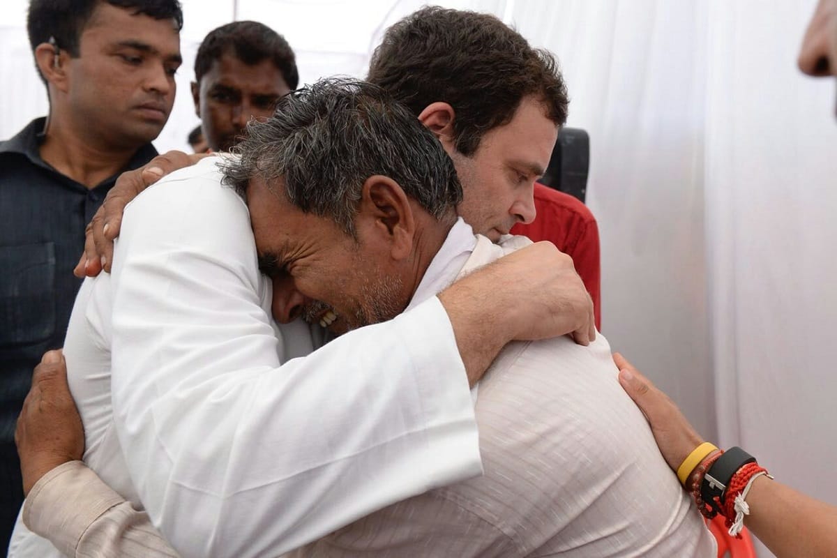 Rahul Gandhi meets the families of the farmers martyred in the police firing in Mandsaur last year