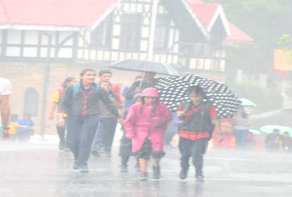 pre monsoon hits himachal pradesh and rainfall continued for june 12