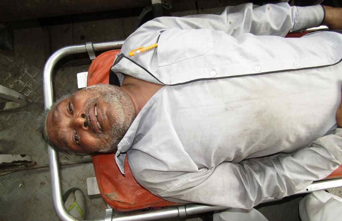 A man jumped from sonbhadra DM office for suicide