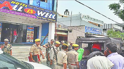Raid in Meerut hotel, lover cauple caught