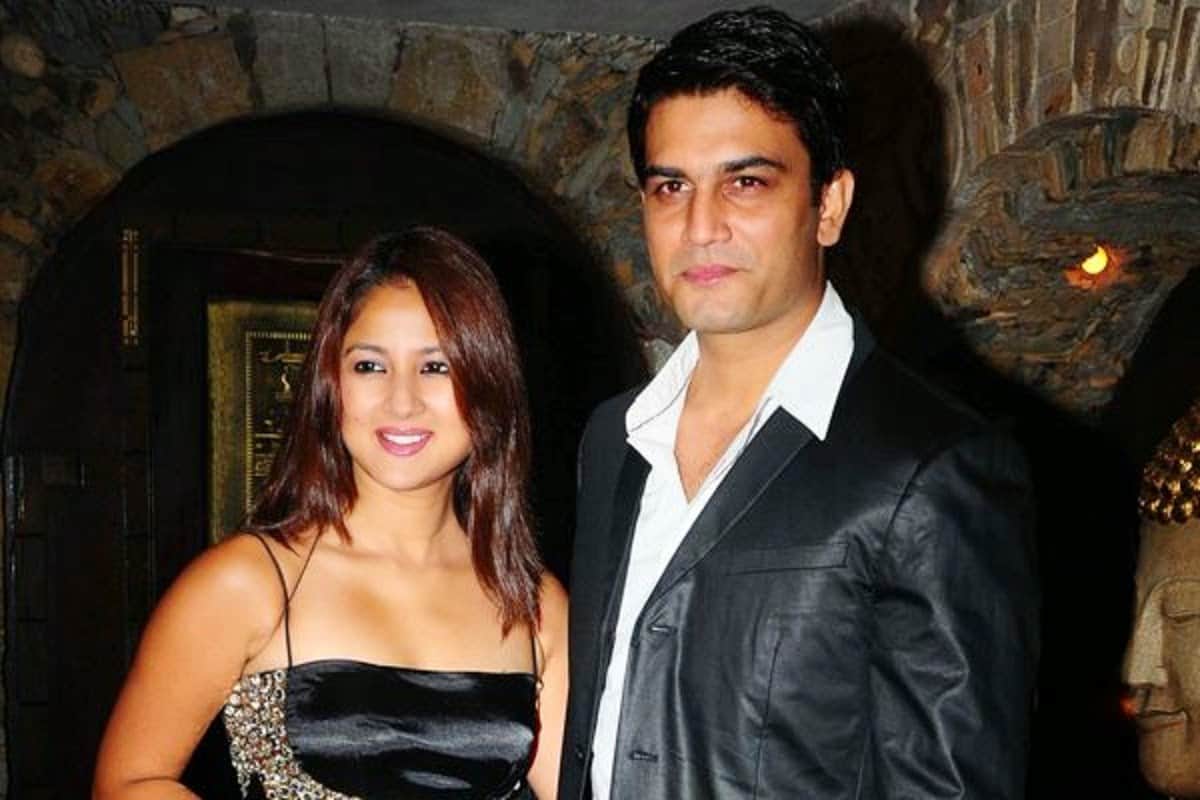 apart from television these tv celebrities are also husband wife in real life