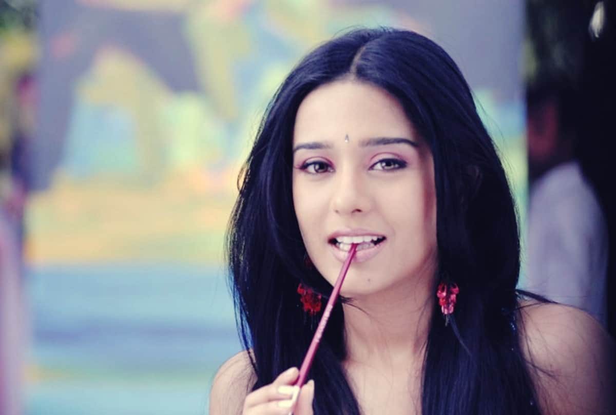 Happy Birthday Amrita Rao: Here Are Some Intresting Facts About vivah Actress