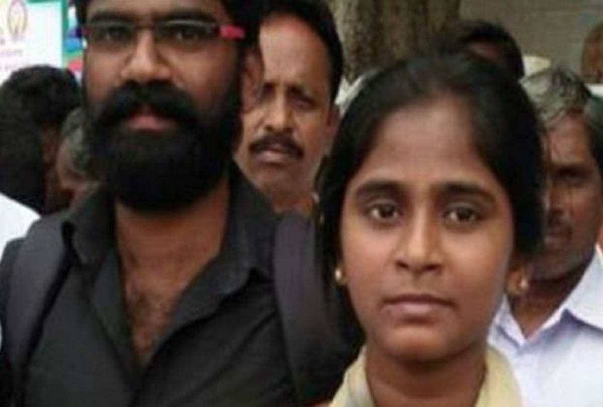 story of labourer topper daughter who eat poison to suicide in Tamil Nadu