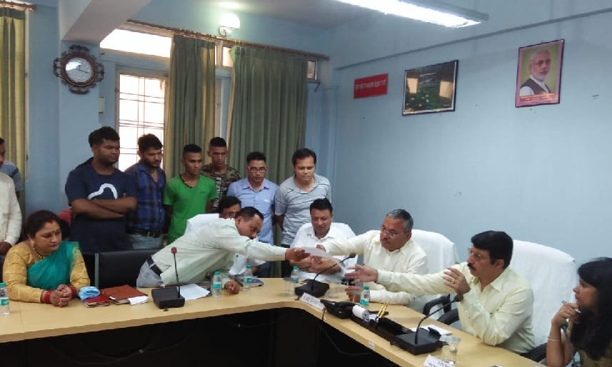 water problem raised at commisioner's darbar