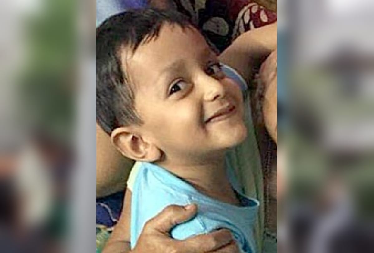 In delhi rk puram fire family do not find time to run from house which took life of only son