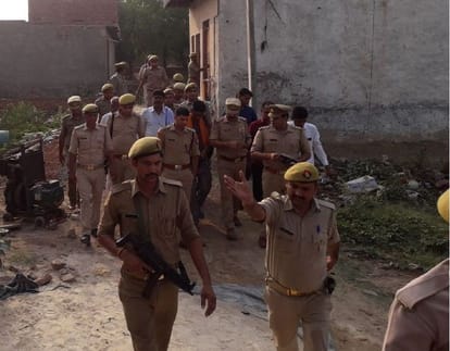 Transgender shot dead in mathura