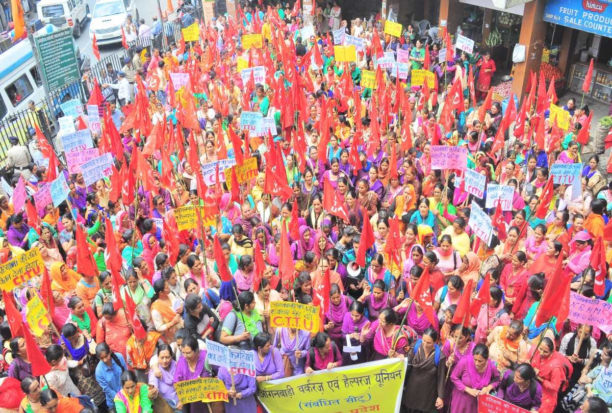 Anganwadi Workers & Helpers Union two days strike in himachal