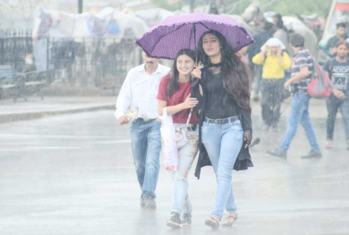 rainfall in jammu, temperature fallen in state, today also rainfall in jammu kashmir