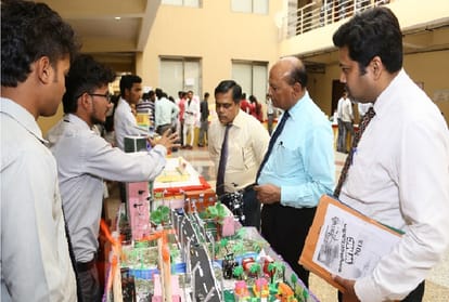 Sanskriti University students made robotic railway crossing model