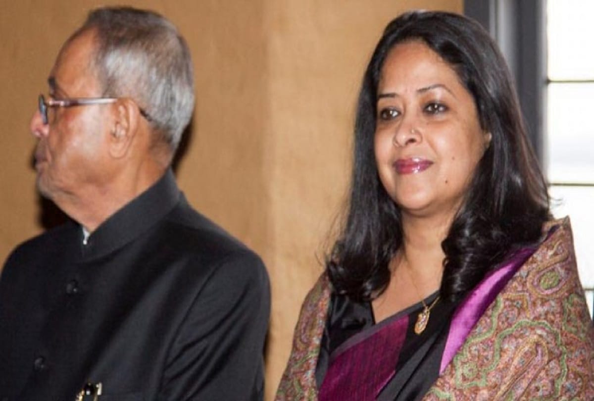 sharmistha mukherjee says Speech will be forgotten in RSS headquarters but photos will always be