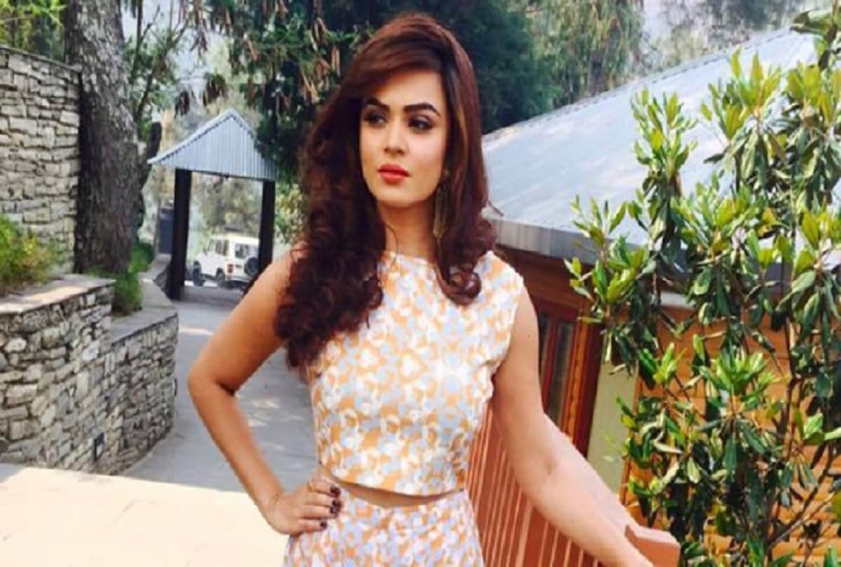 aashka goradia says she was wrongly presented as lesbian on bigg boss
