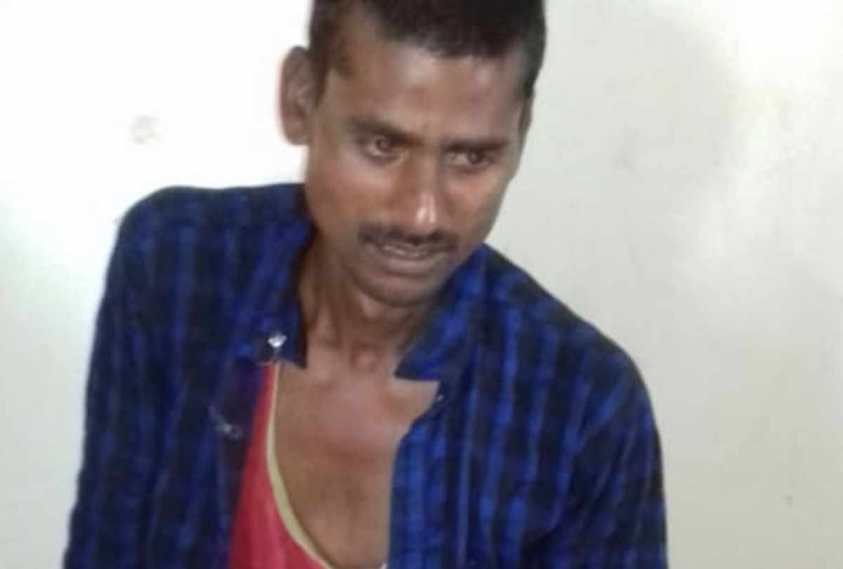 man tried to burn himself in bank