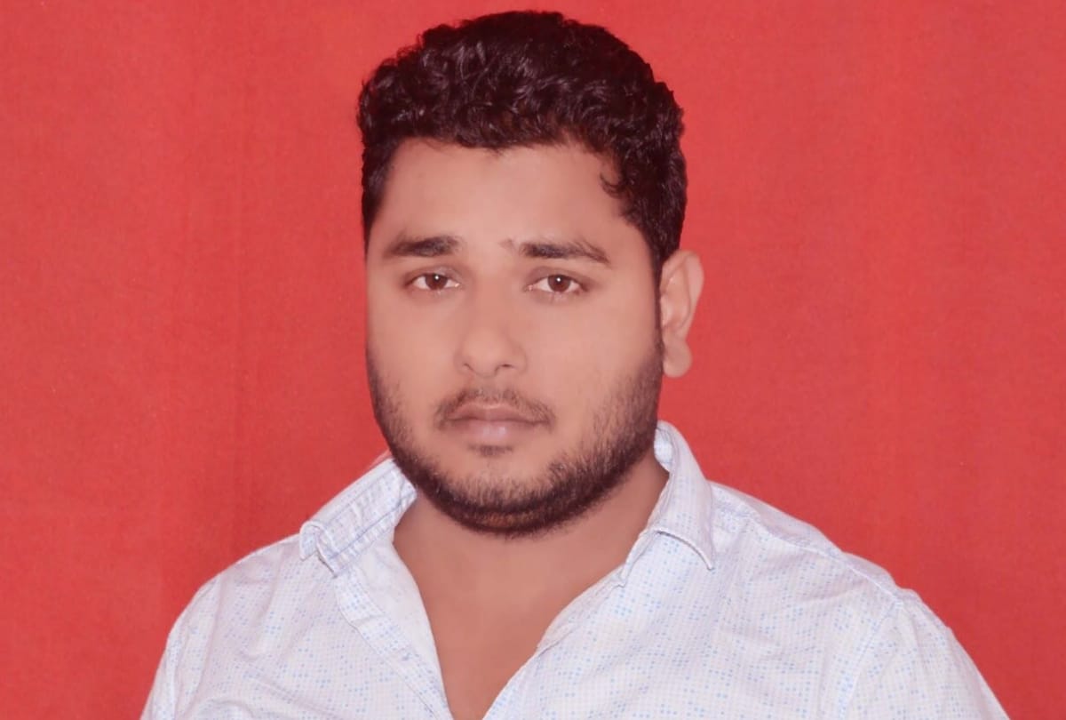 man complaint to cm Against land mafia in noida