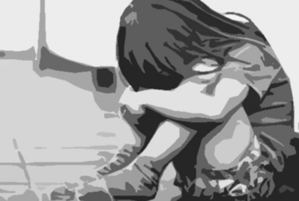 uttar pradesh crime against women rising up by 24% in this year, 8 raped every day 