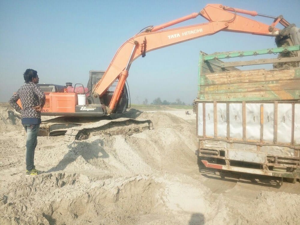 in valid digging of sand