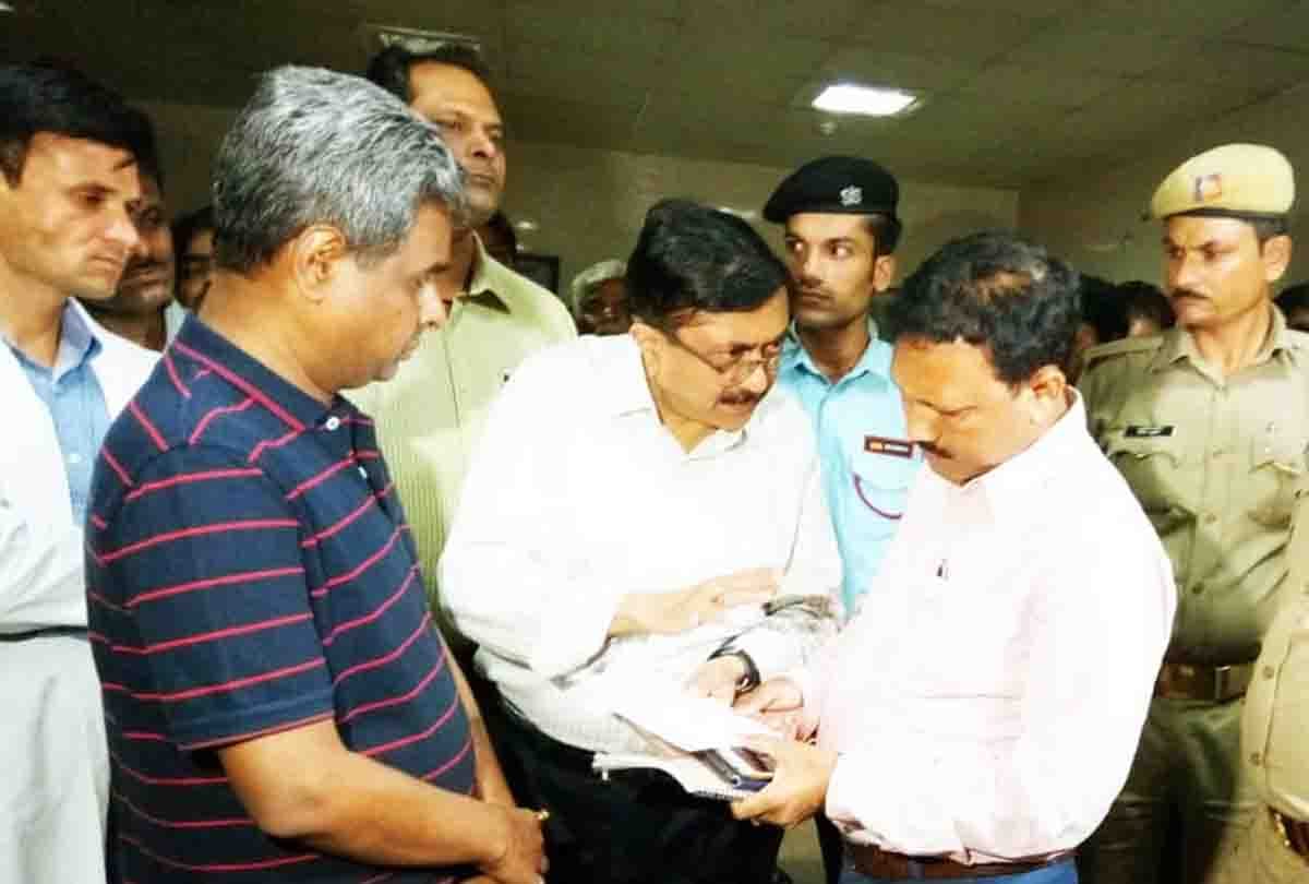 Doctors statement about death of pateint due to ac plant shut down in kanpur hailut hospital