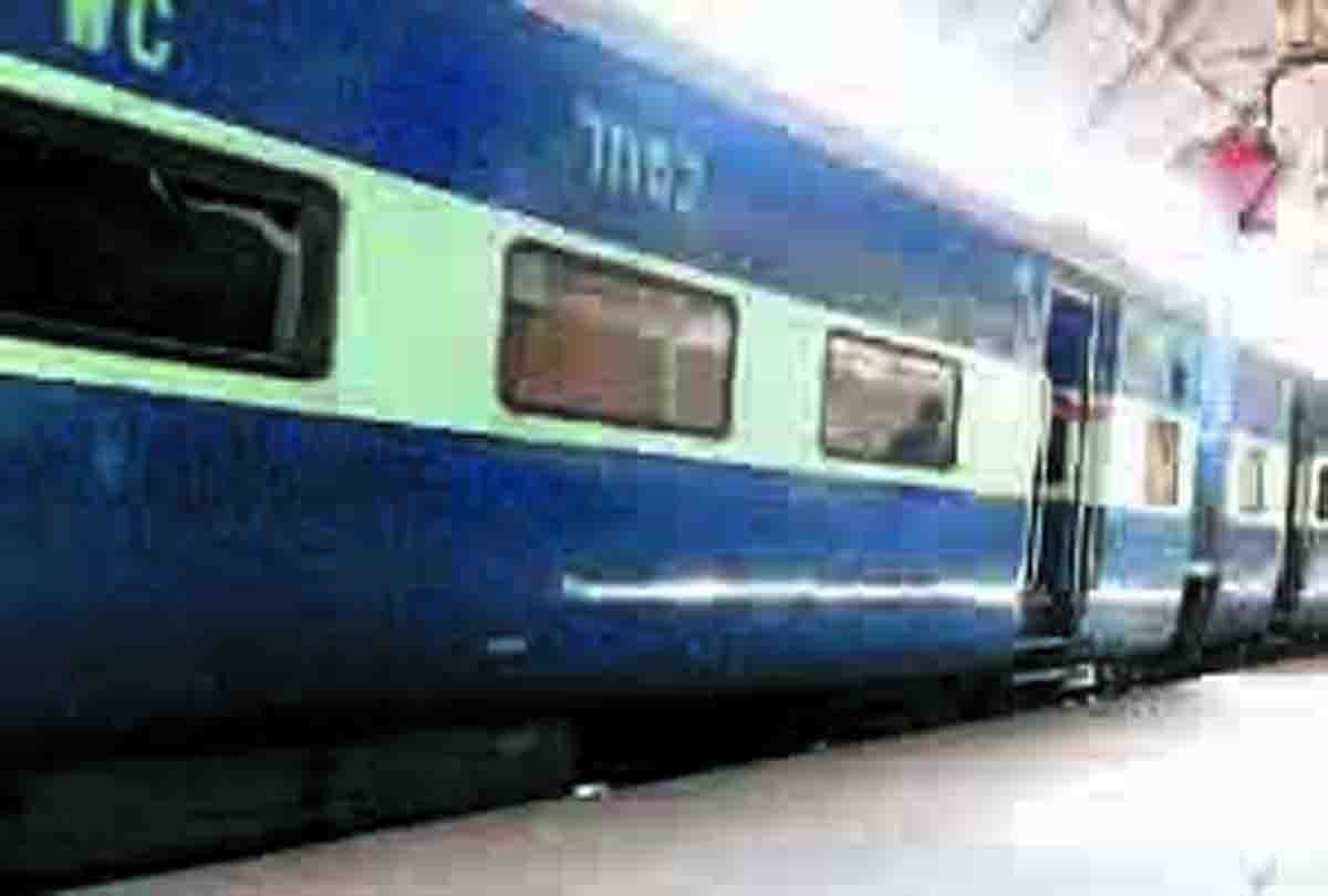 record of AC failure in trains in last three years