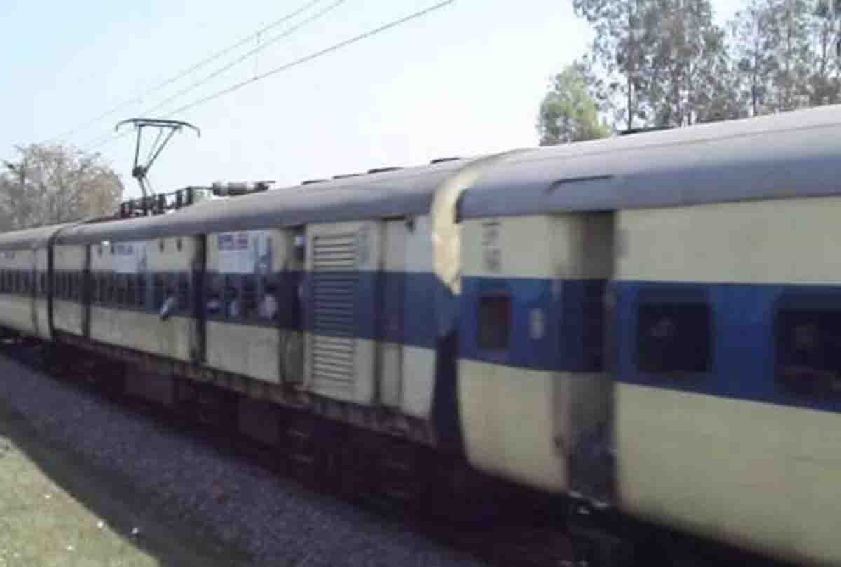 Four LKM trains canceled on Lucknow-Kanpur railway track