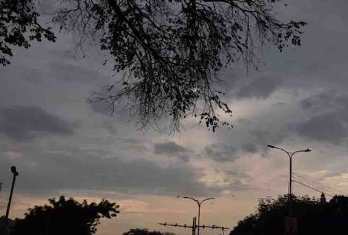 four died in storm and rain in unnao district