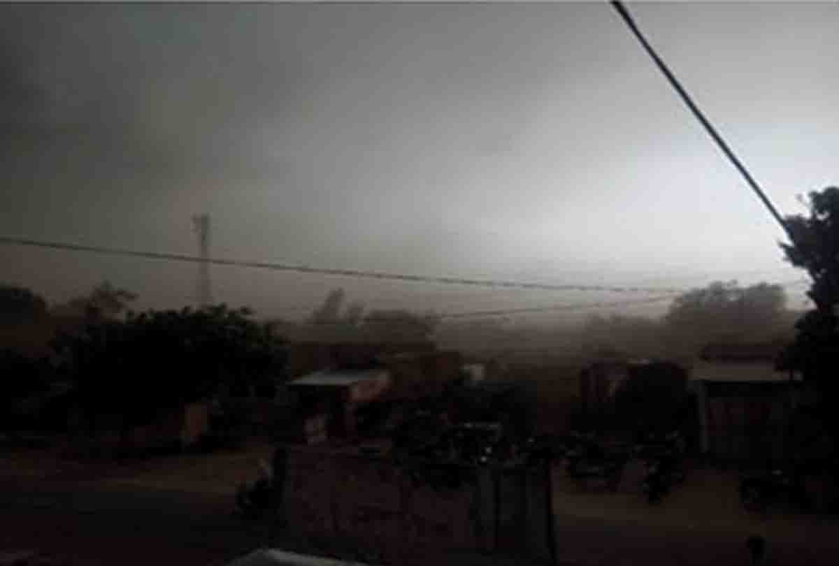 four died in storm and rain in unnao district