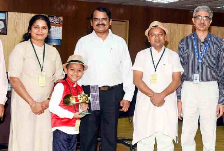 google boy Kautilya Pandit visited isro banglore for space research
