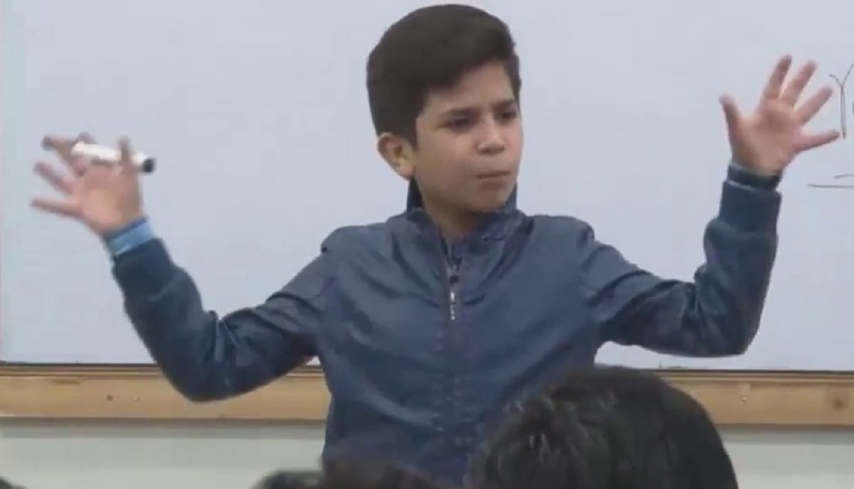 this 11 year old motivational speaker enchanted Pakistan by his speeches