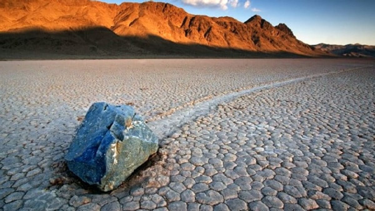 Know about Four most hottest places on earth