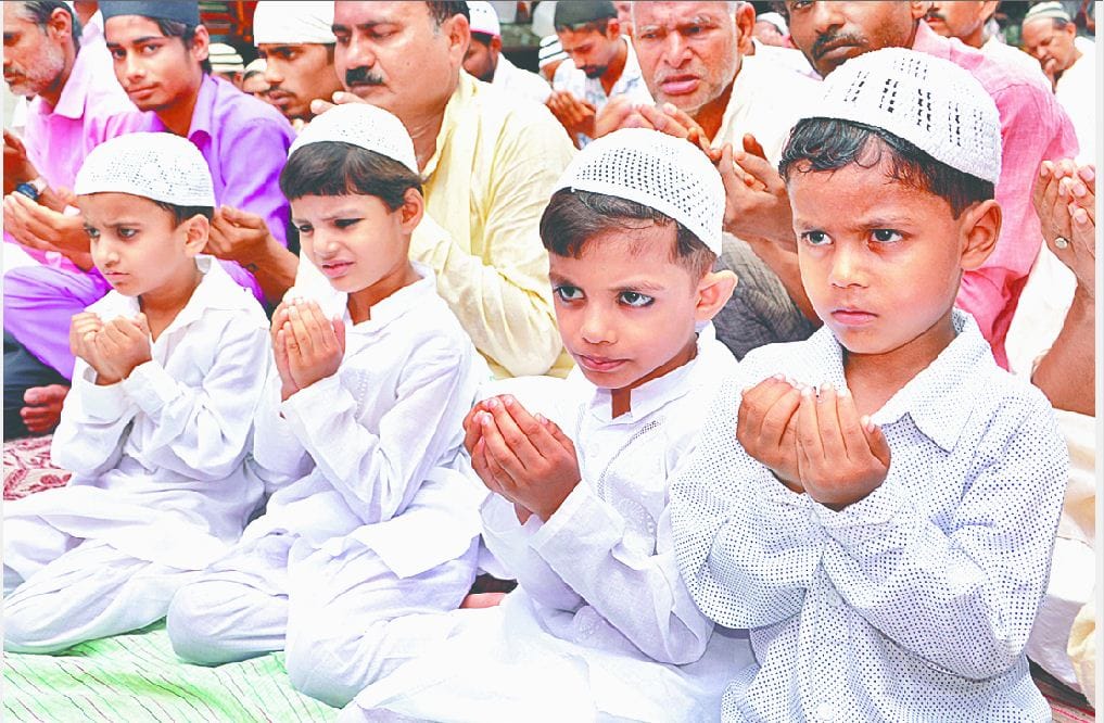 Jamat ul Vida Alvida 2024  Ramadan Akhiri shukravar Date importance significance and celebration