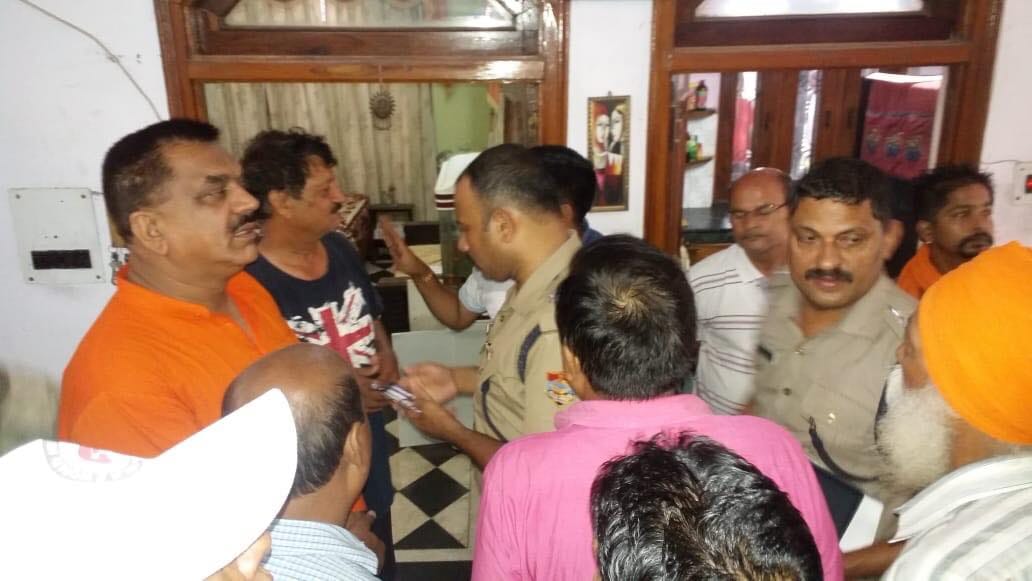 robbery in marketing assistant of the food department house
