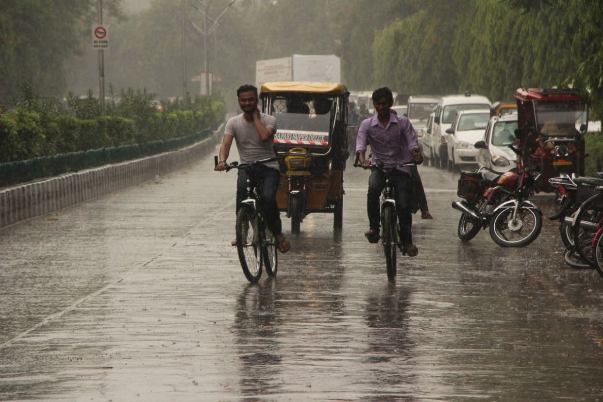 Rain alert during pm modi international yoga day 2018 programme on 21 june
