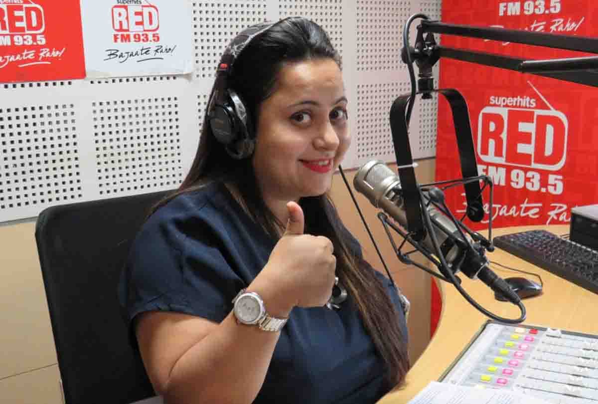 How to prepare yourself a radio jockey