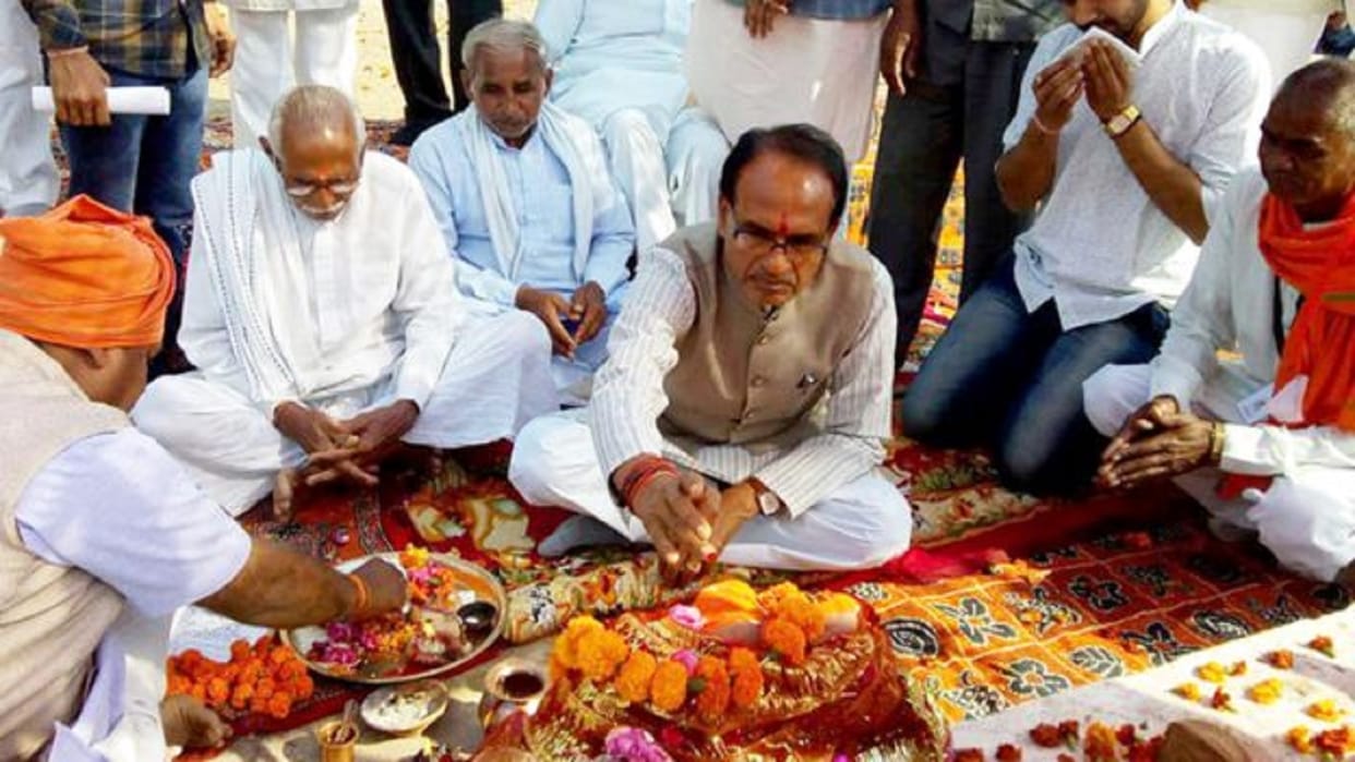 Shivraj Singh Chauhan has many problems to face before assembly election