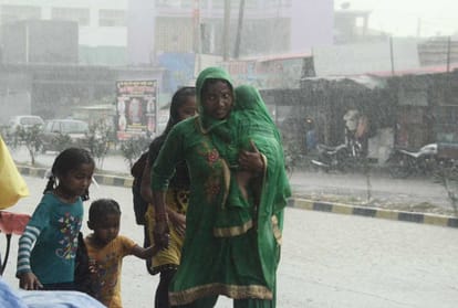 thunderstorm warning for himachal on 9 and 10 june