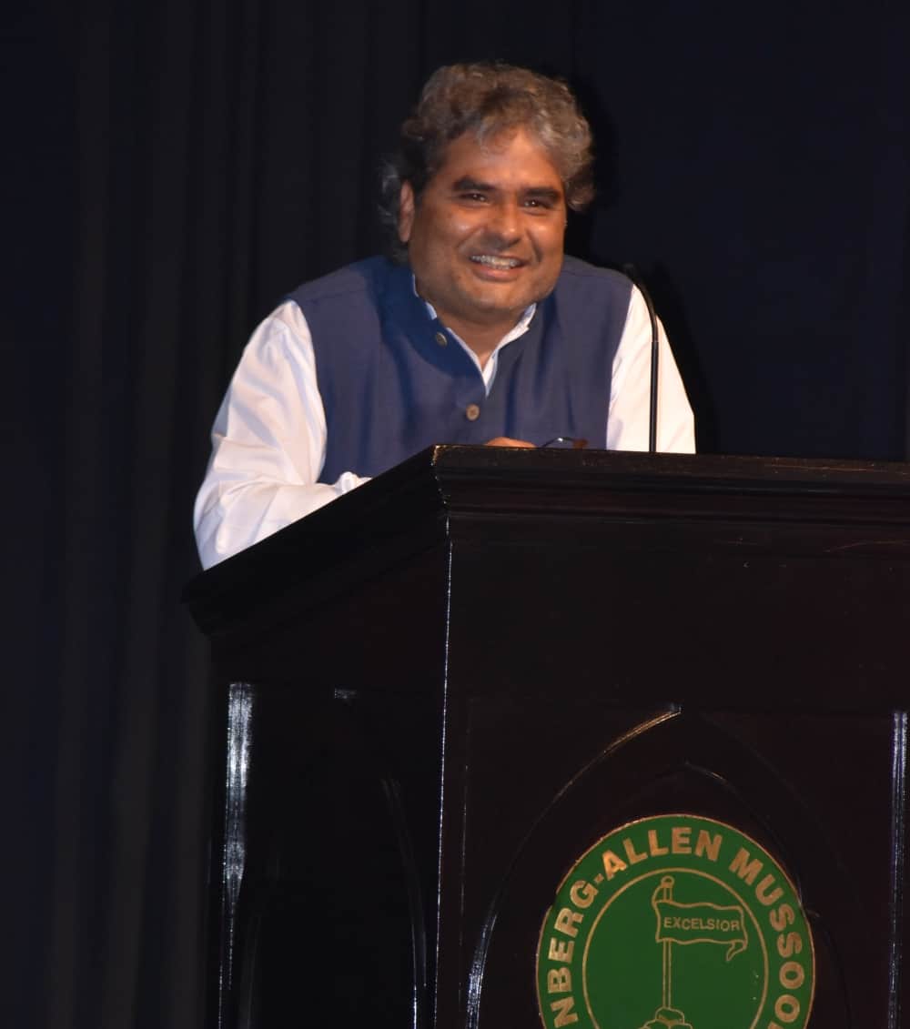 Vishal Bhardwaj Birthday Special know about her Life Facts