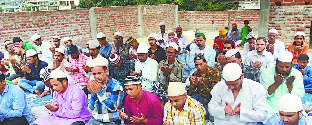 worshippers kneeled down at lord's place