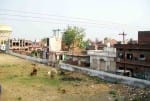 चर्च की जमीन पर बनी बस्ती