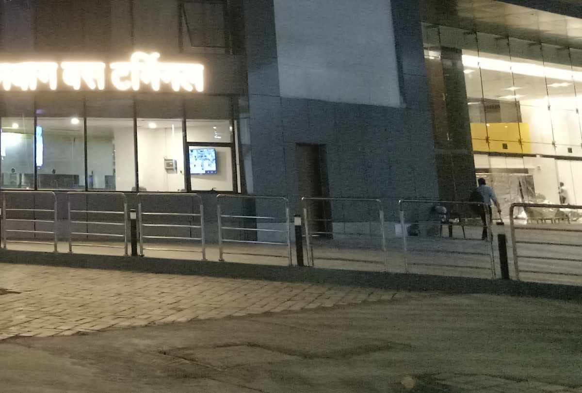 modern bus stop will start on 12 june in lucknow
