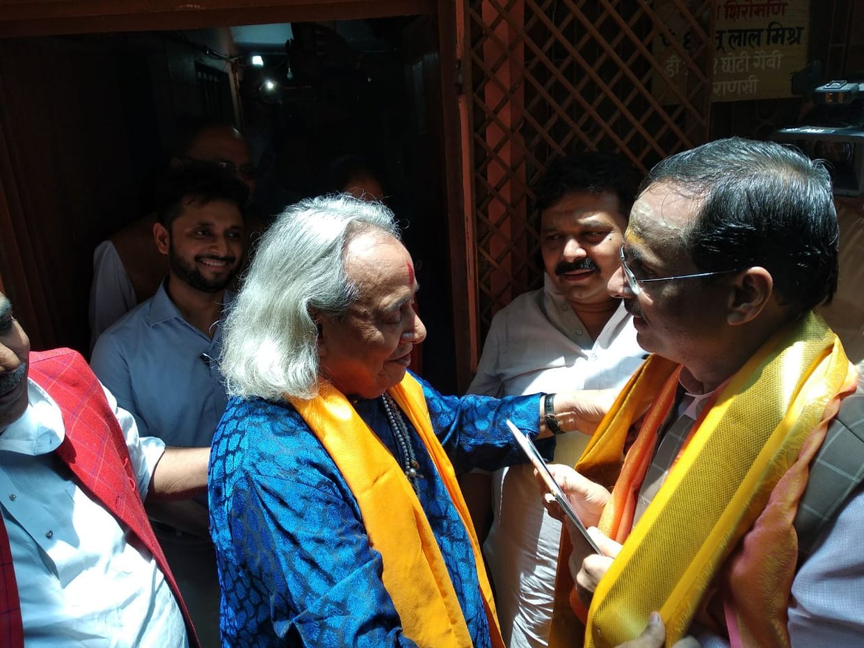 Deputy CM meet channulal mishra in varanasi