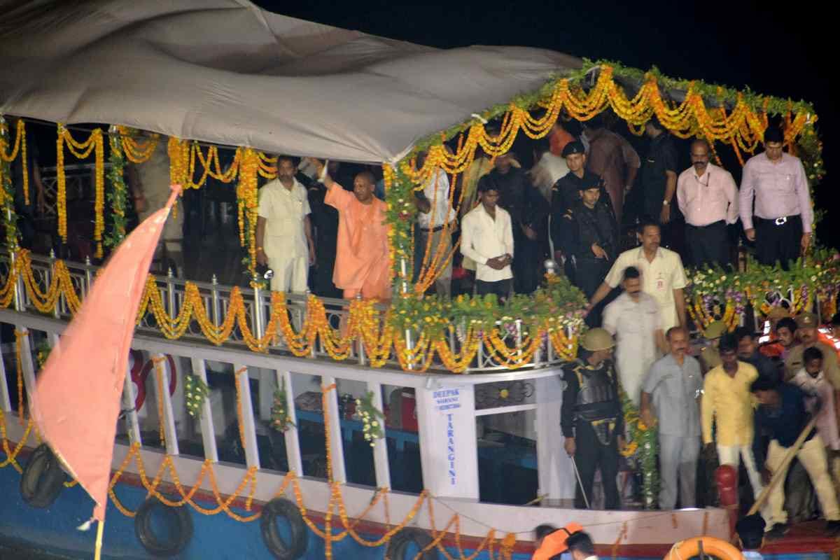 CM yogi adityanath do panchkroshi yatra in varanasi