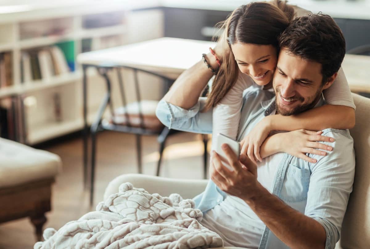 Science finds out why some long married couples look like each other
