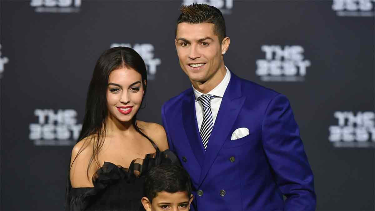 Cristiano Ronaldos Girlfriend Georgina Rodriguez Trolls After Portugal Exit 