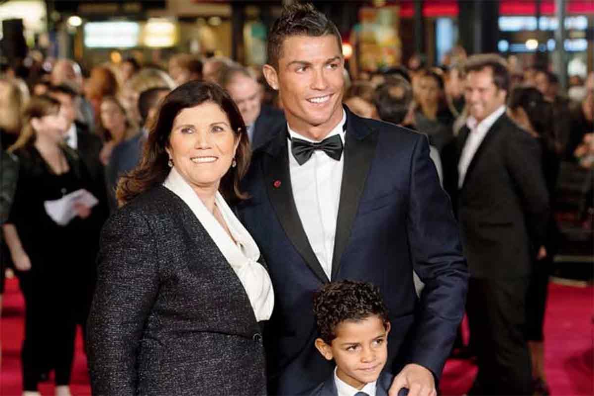 cristiano ronaldo accepts two year jail sentence and pay the fine