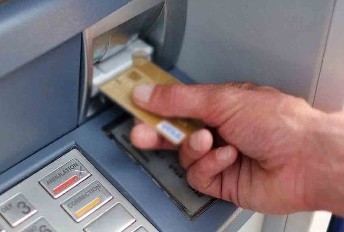 No money in ATM in auraiya district