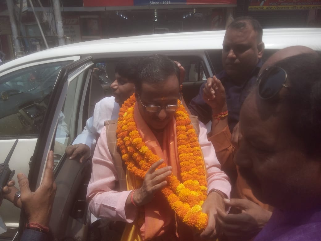 Three BJP leader reached varanasi in a day