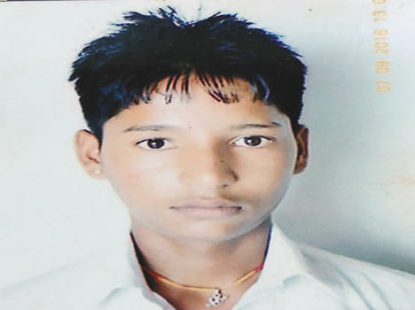 youth dead body found in Bhoganipur